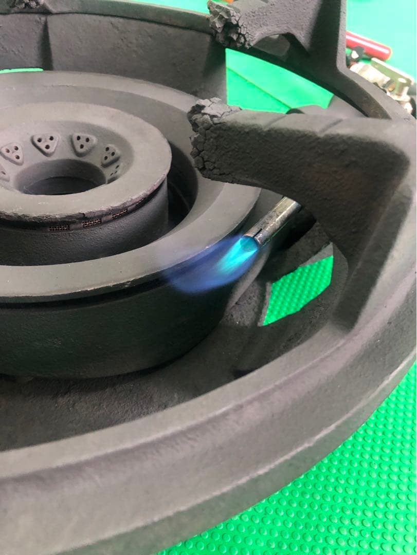 ☆工場整備品☆鋳物コンロ　二連バーナー　LPG