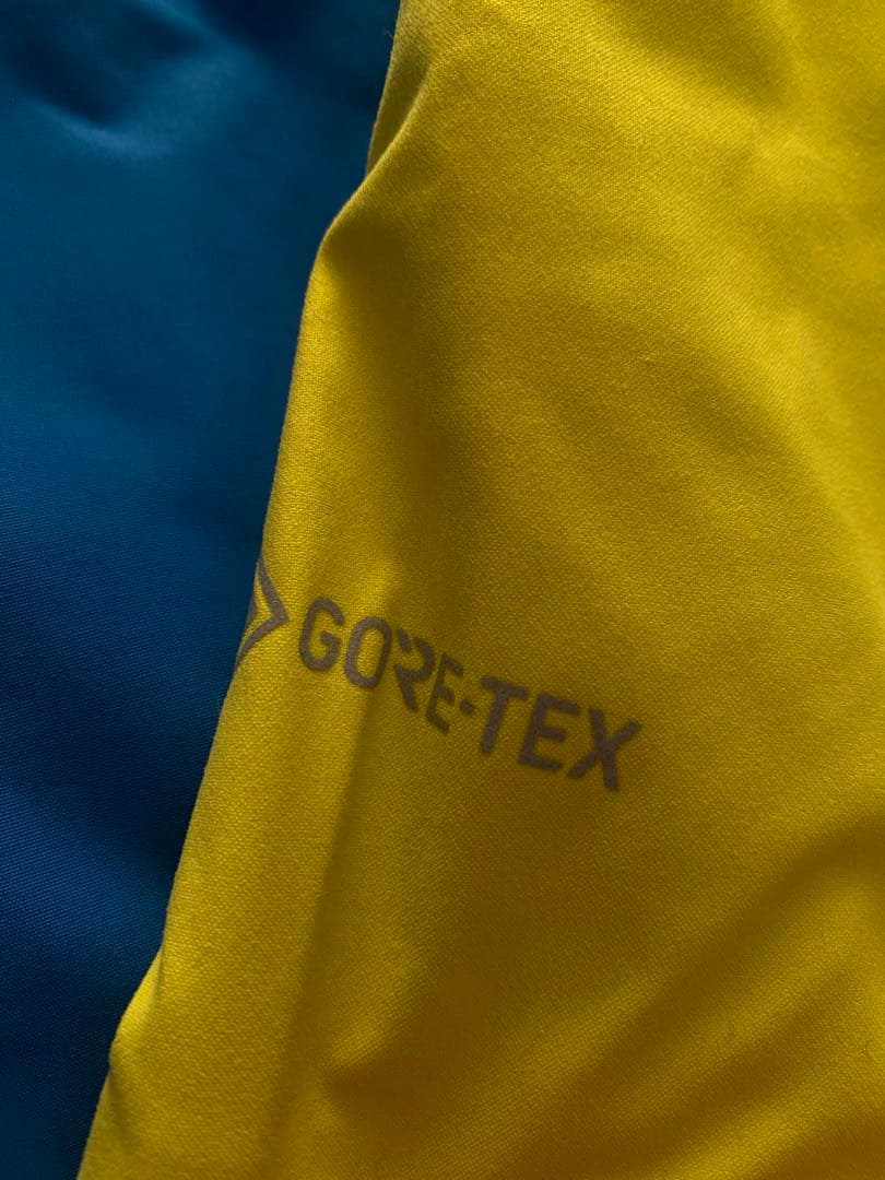 スノーボード 686 STRETCH GORE-TEX THERMAGRAPH