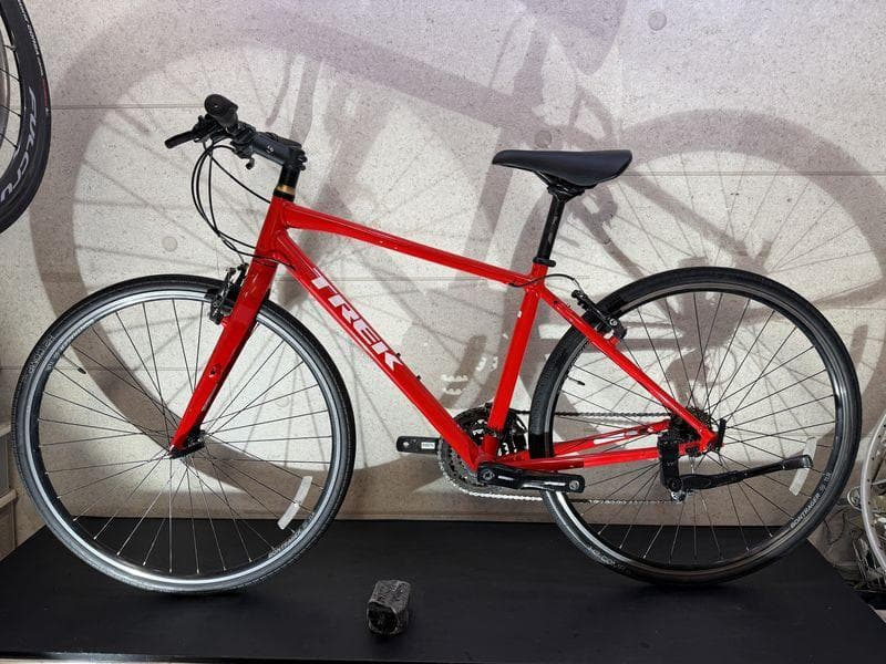 TREK　FX 3 M レッド