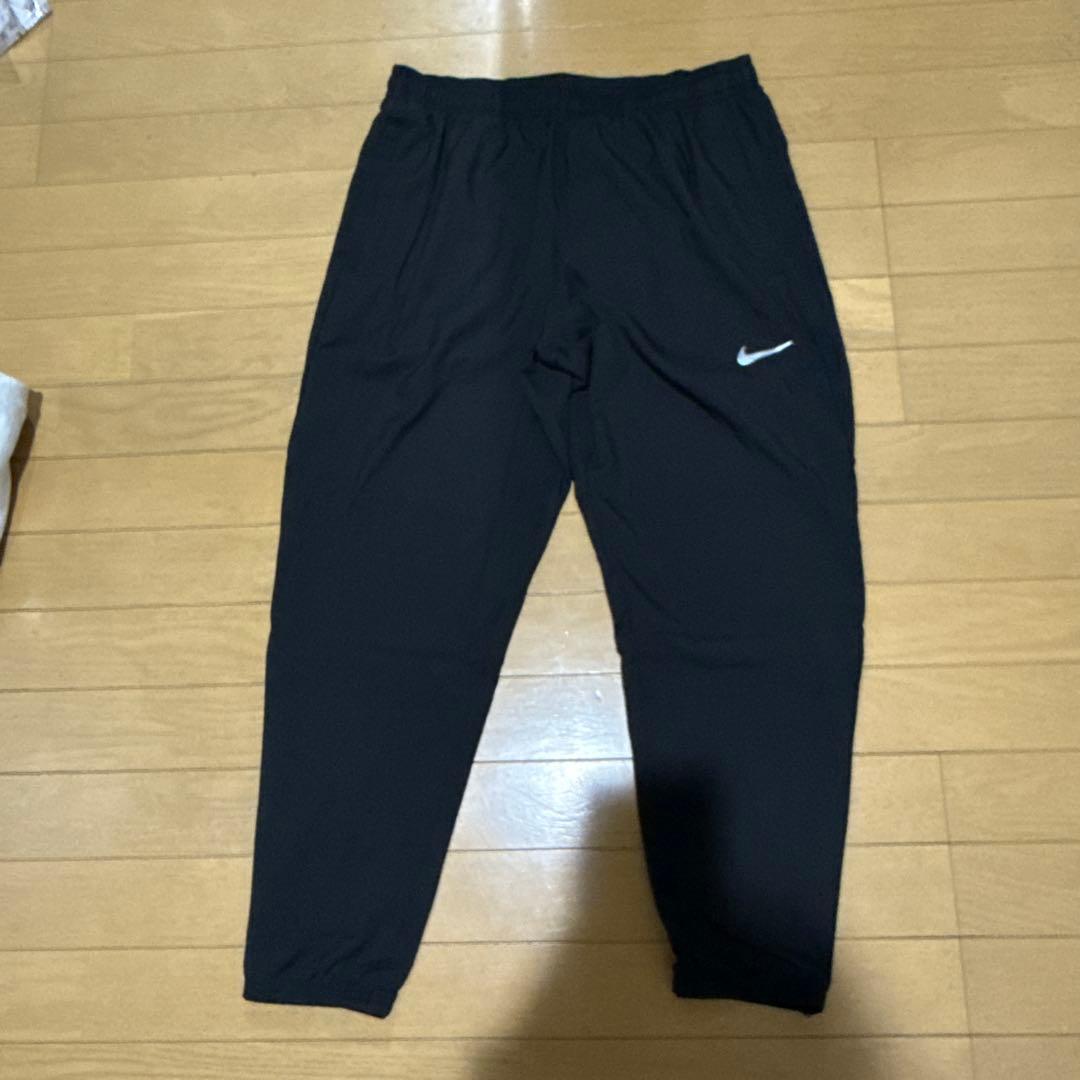 Nike DRI-FIT ブラックジャージパンツ Lサイズ