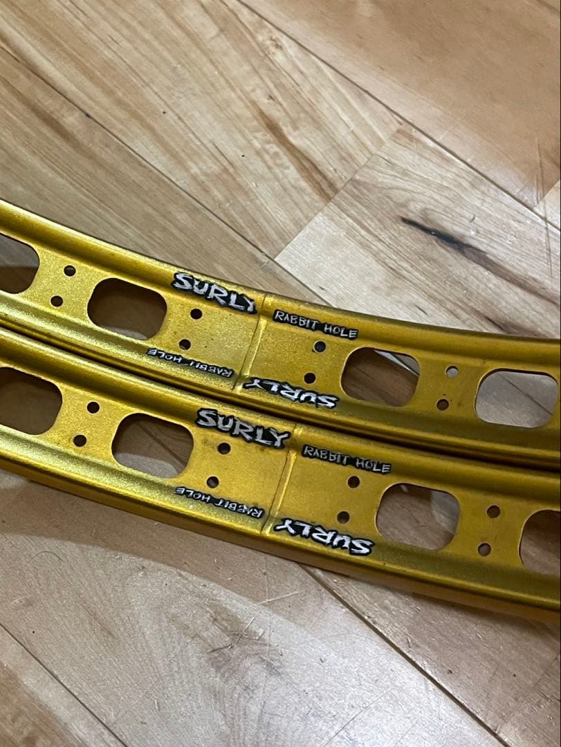 Surly rabbit hole gold 26+ リムのみ