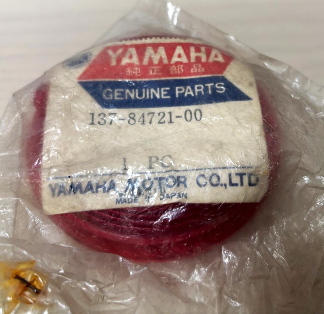 【超希少・新品・当時物】ヤマハ 純正 テールレンズ 137-84721-00