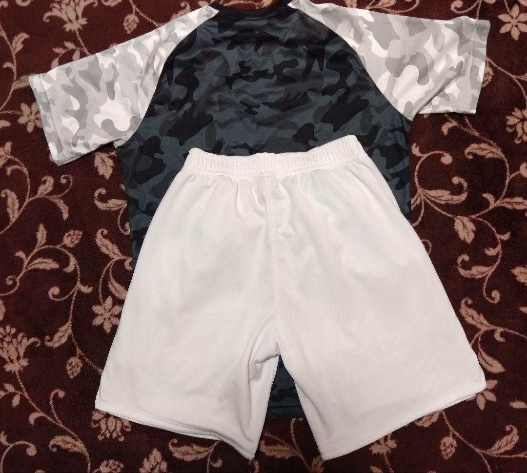 Mizuno 迷彩デザイン Tシャツとショートパンツ セット Mサイズ