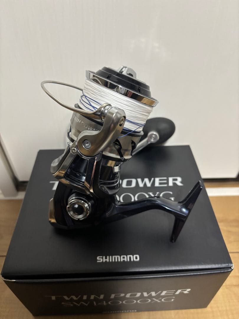 大特価！シマノ21TWIN POWER SW14000XG スピニングリール