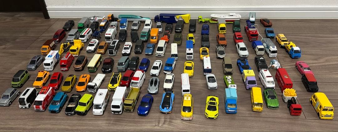 トミカ　ミニカー 約110台セット