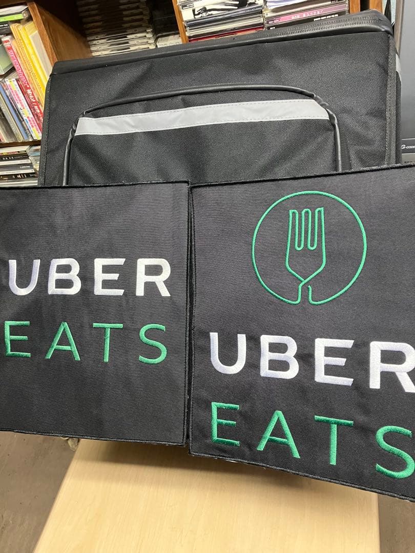 Uber eatsウーバーイーツ初期の配達バッグ。状態ほぼ新品の希少品
