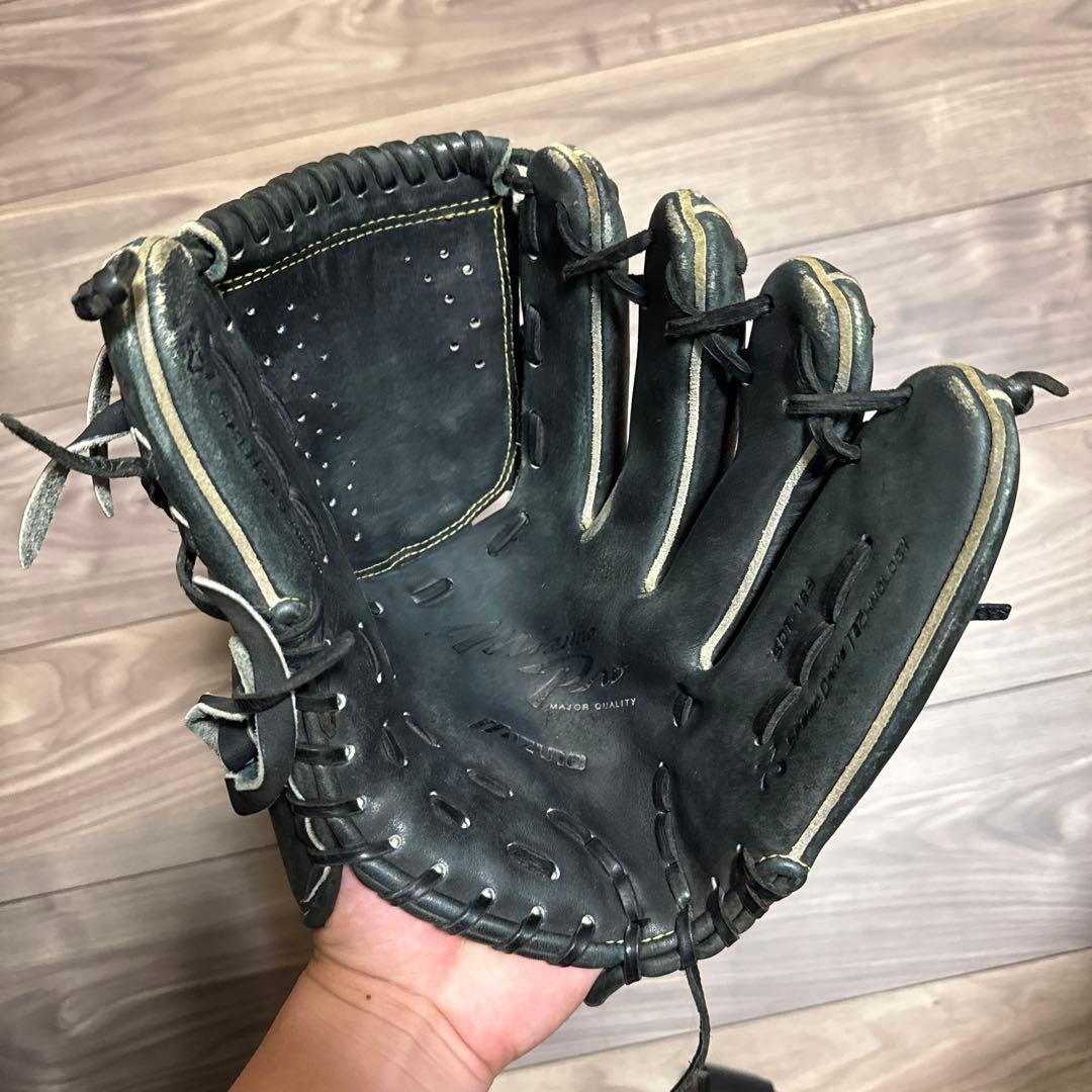 Mizuno Pro 硬式野球グローブ 投手用 右投げ用 ブラック