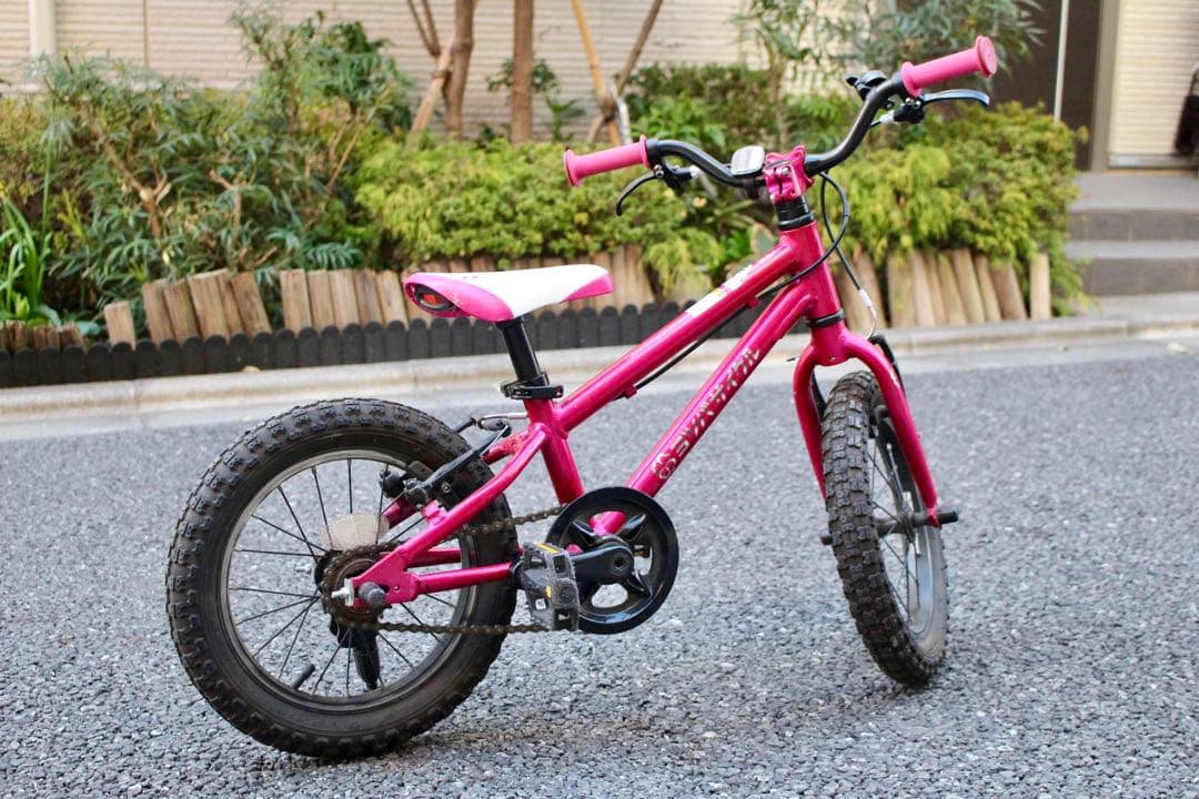 ヨツバサイクル （14インチ）クリスタルピンク