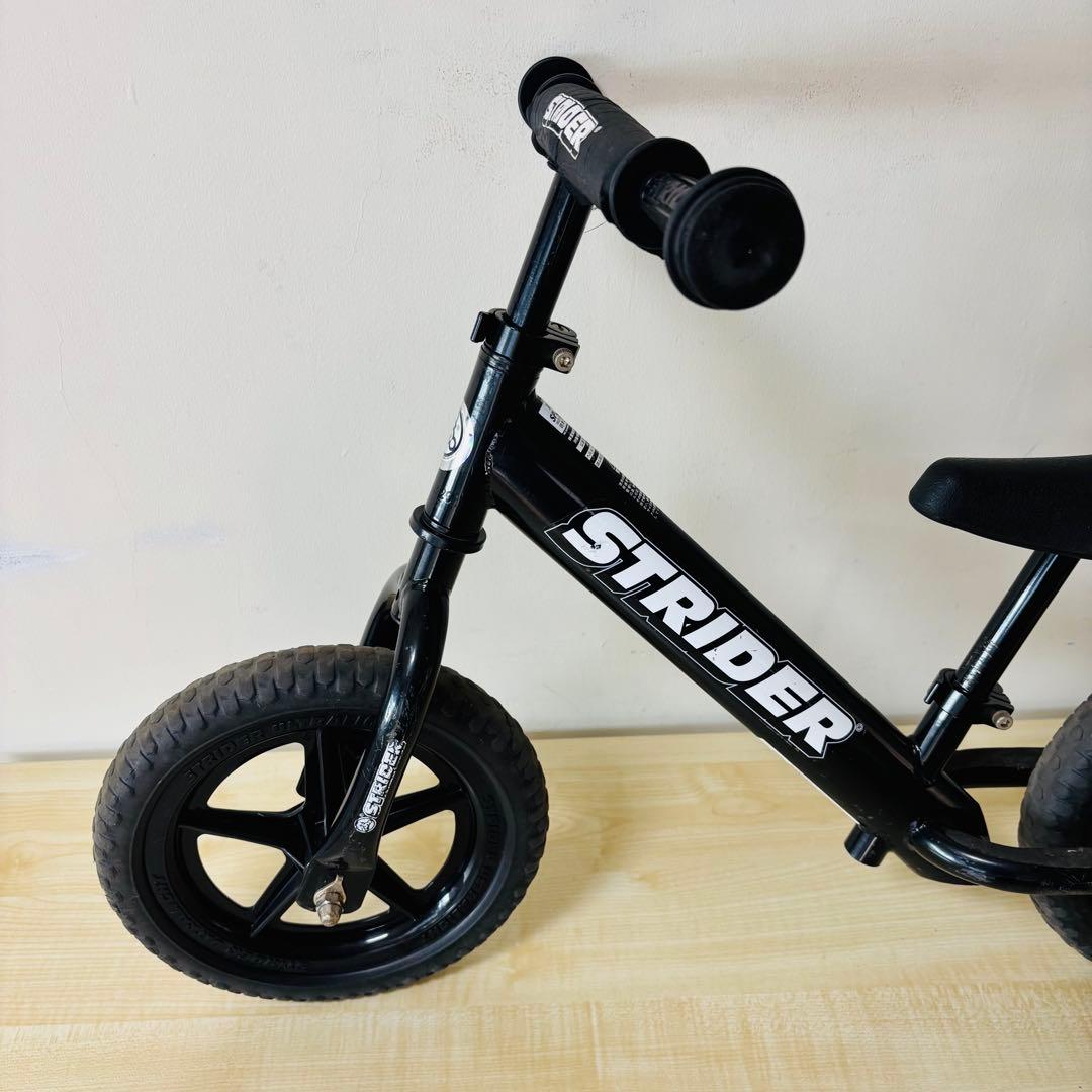 STRIDER バランスバイク ブラック12インチ SPORT 日本正規品