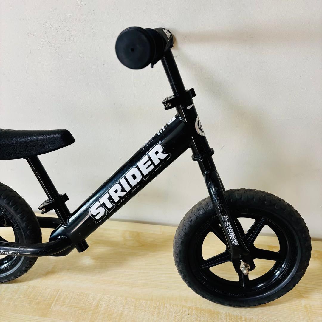 STRIDER バランスバイク ブラック12インチ SPORT 日本正規品