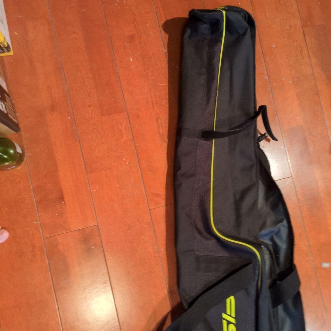 FISCHERスキーバッグ 　多分ほぼ使用してないです。
