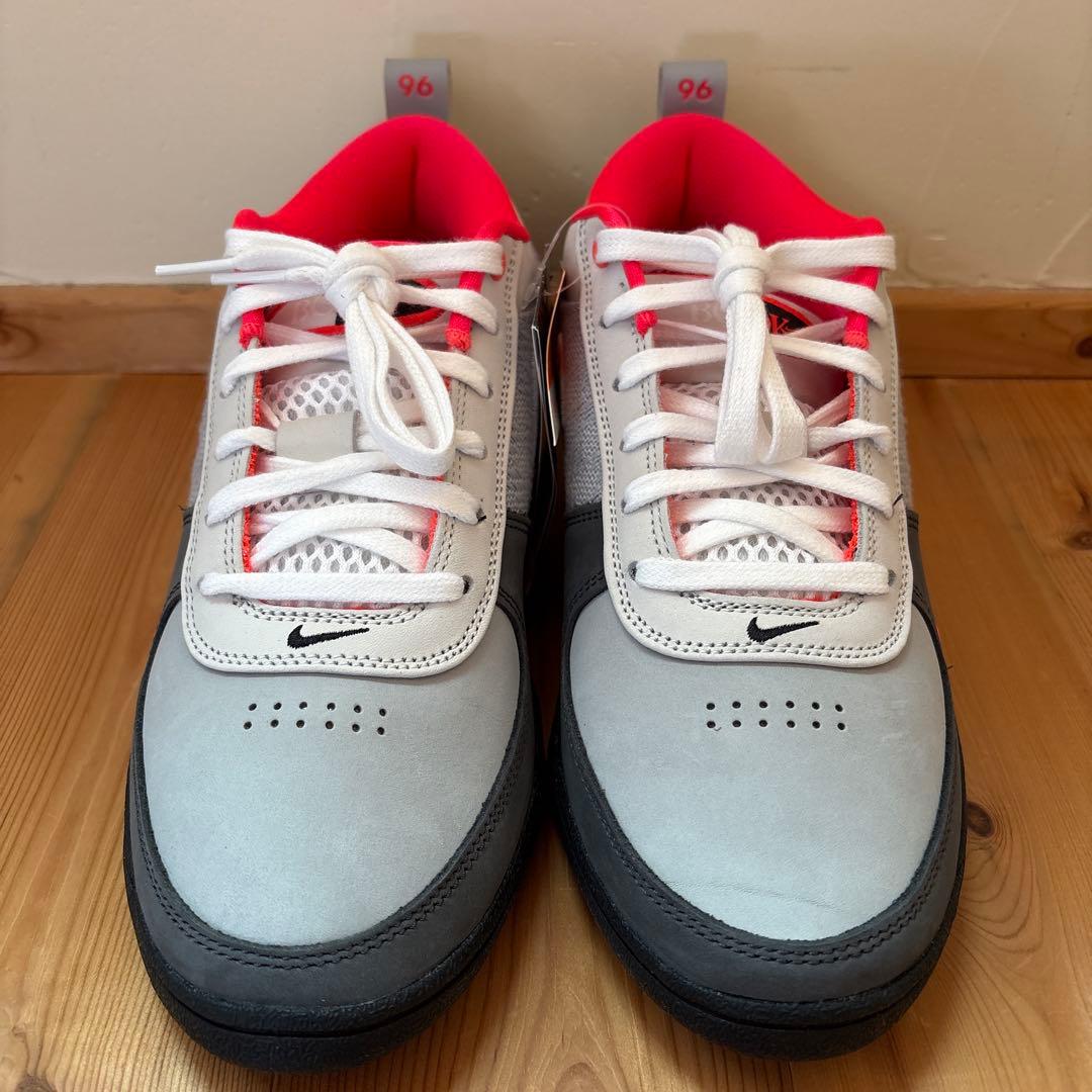 Nike Book 1 Solar Red ナイキ　ブック1