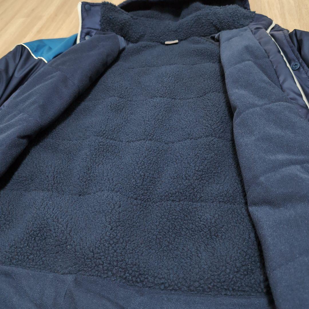 ☆お値下げしました‼️★新品、未使用、タグ無し 撥水、防風Pumaベンチコート