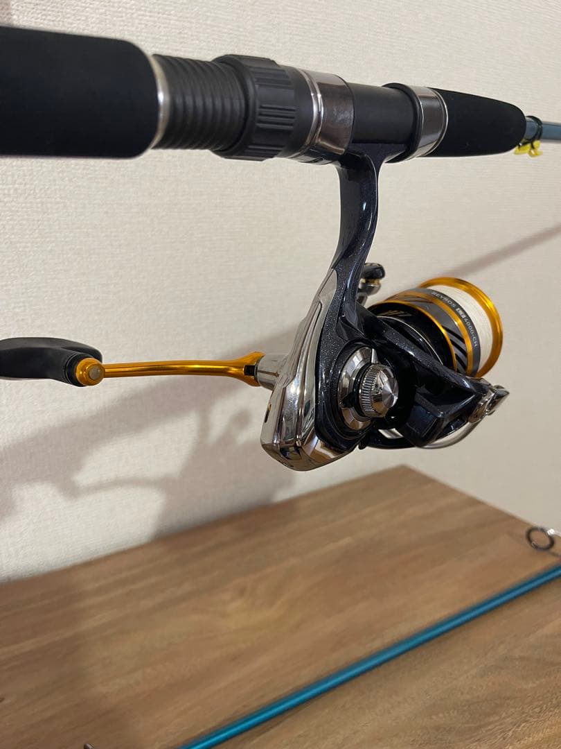 ロッド Daiwa REVROS LT 4000-CH + LUXXE Hawkeye