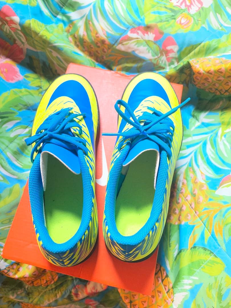 Nike Bravatax II TF 24.0 cm 青/黄