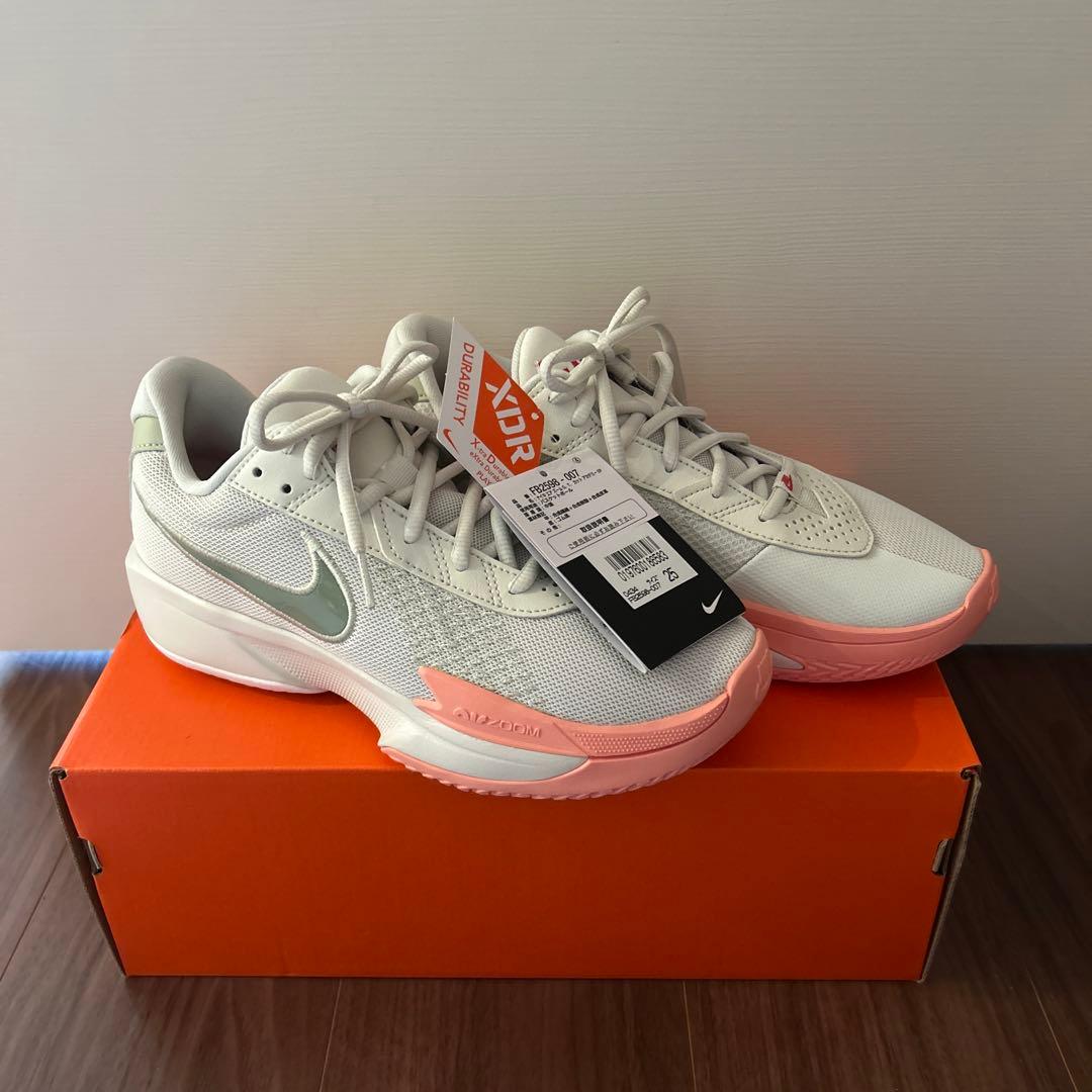 NIKE エアズーム　GTカットアカデミー25cm