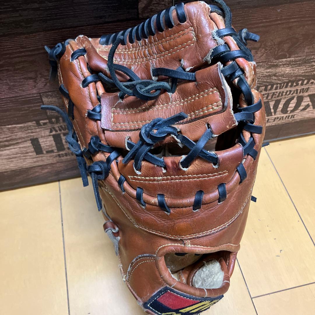 MIZUNO ファーストミット 硬式用　左投げ