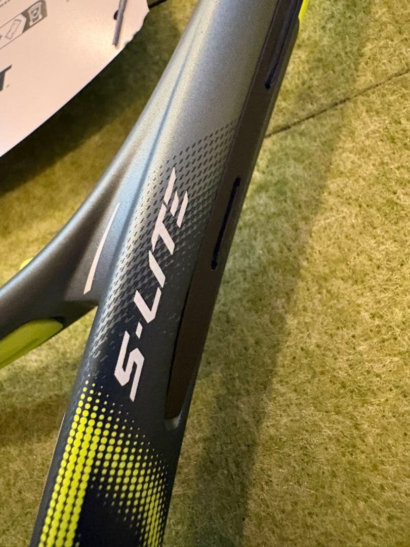 Babolat Pure Aero ピュアアエロ　スーパーライト　最新