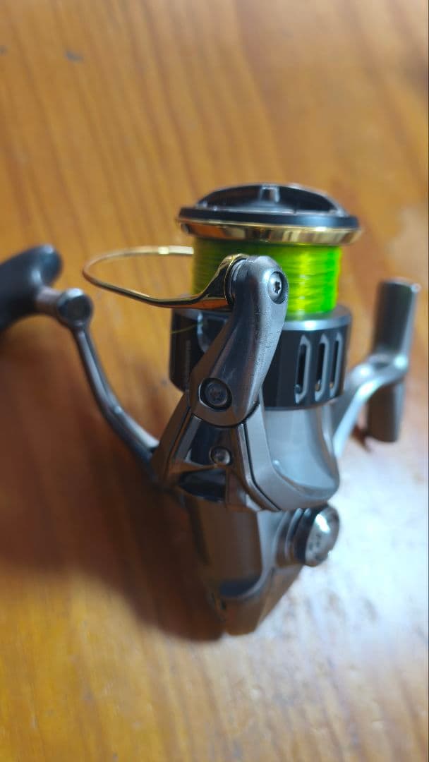 シマノ　shimano 15 ツインパワー twin power 3000HGM
