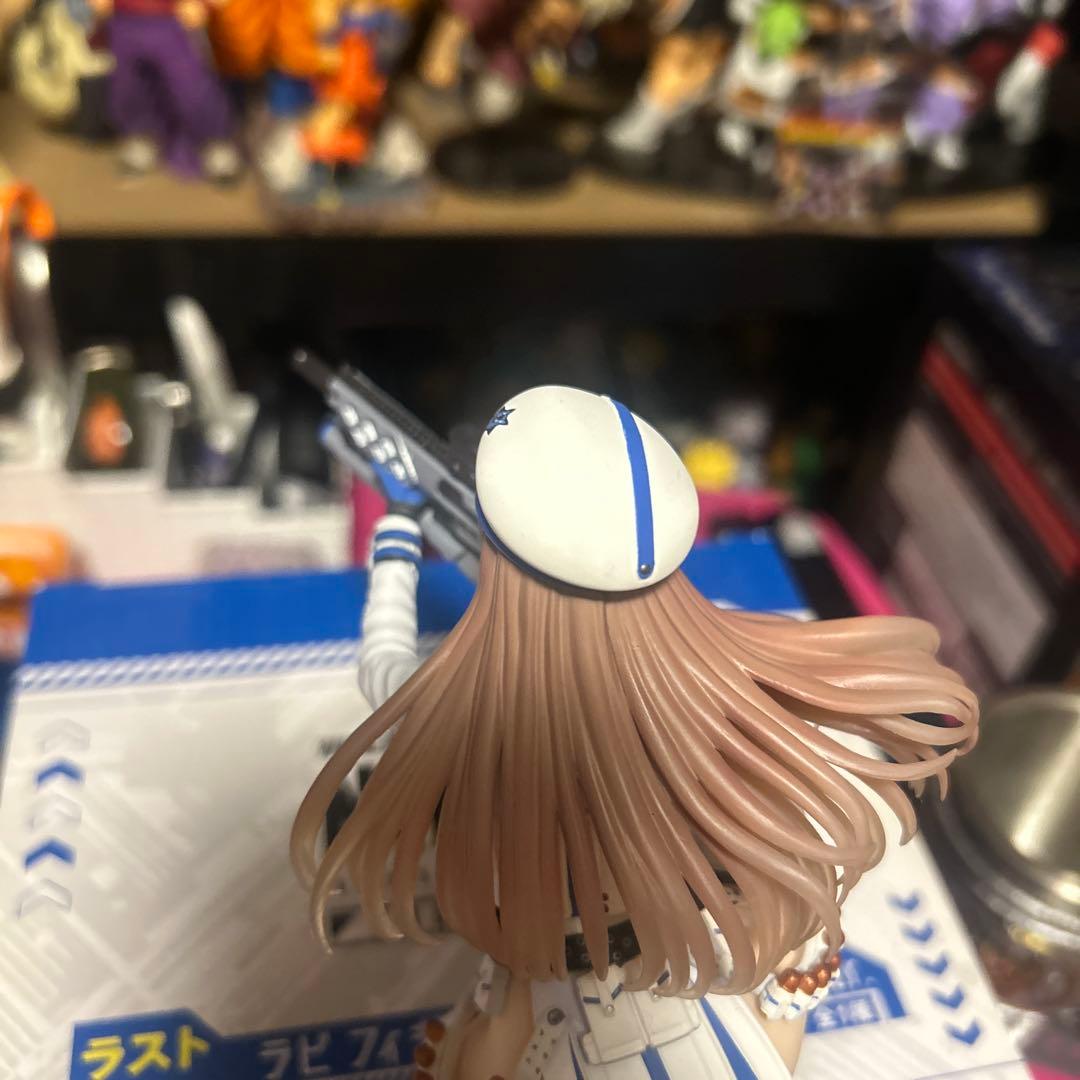 一番くじ　NIKKE ラストワン　ラピ　フィギュア