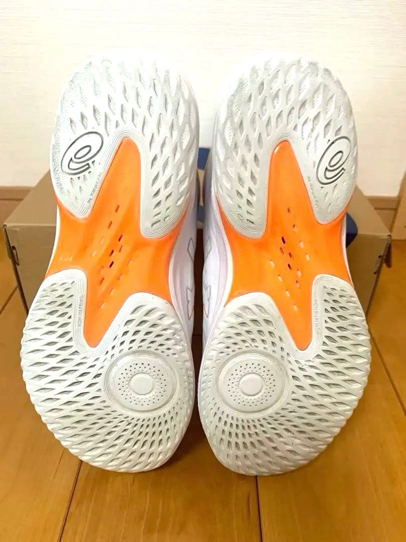 asics バスケットボールシューズ　ゲルフープV17 25.5cm
