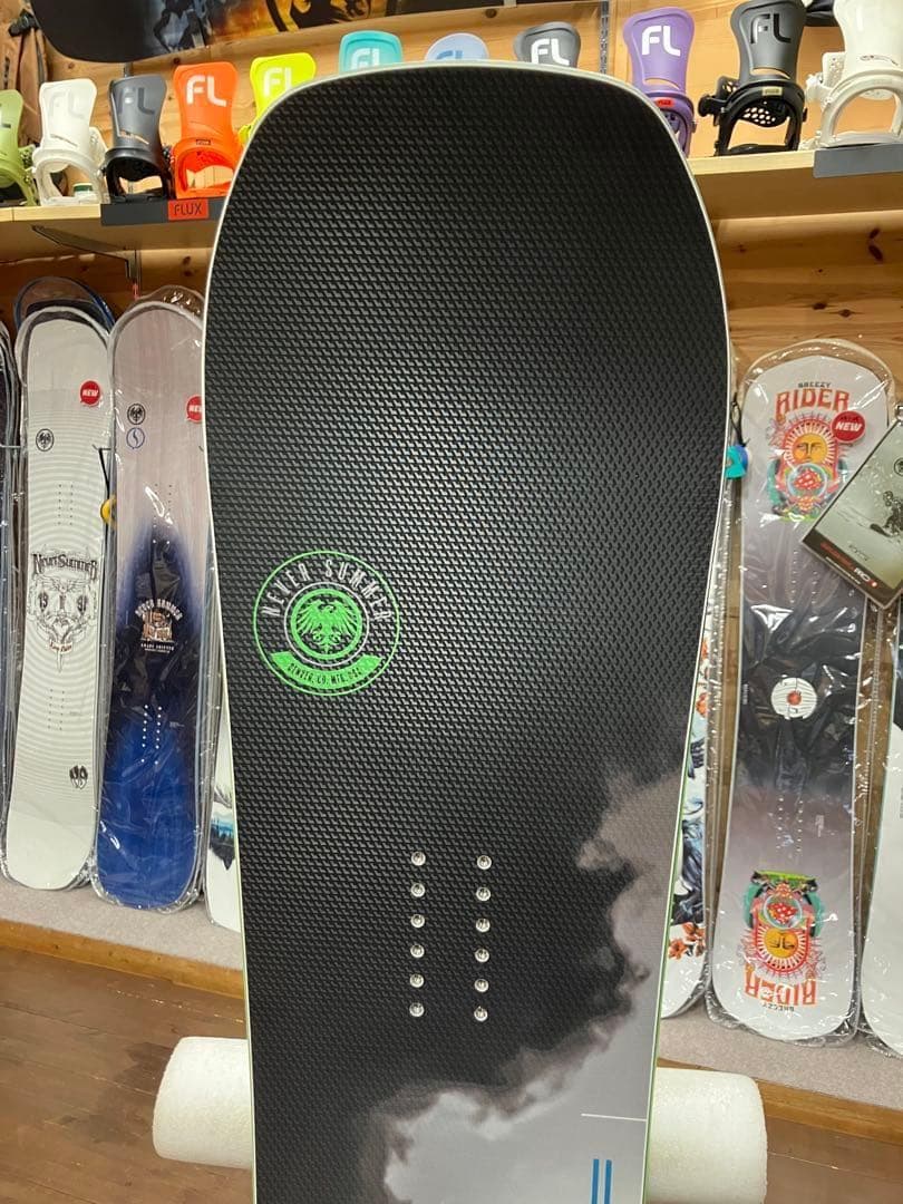 【新品】25-26 NEVER SUMMER TROOPER 151