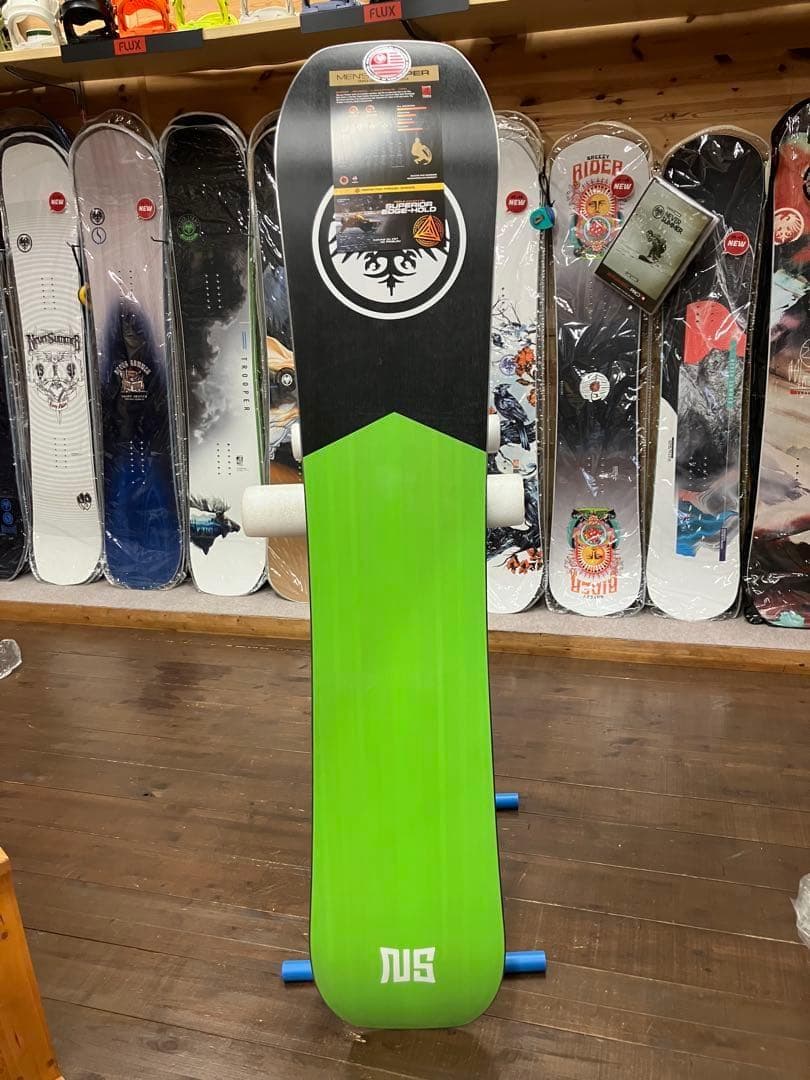 【新品】25-26 NEVER SUMMER TROOPER 151