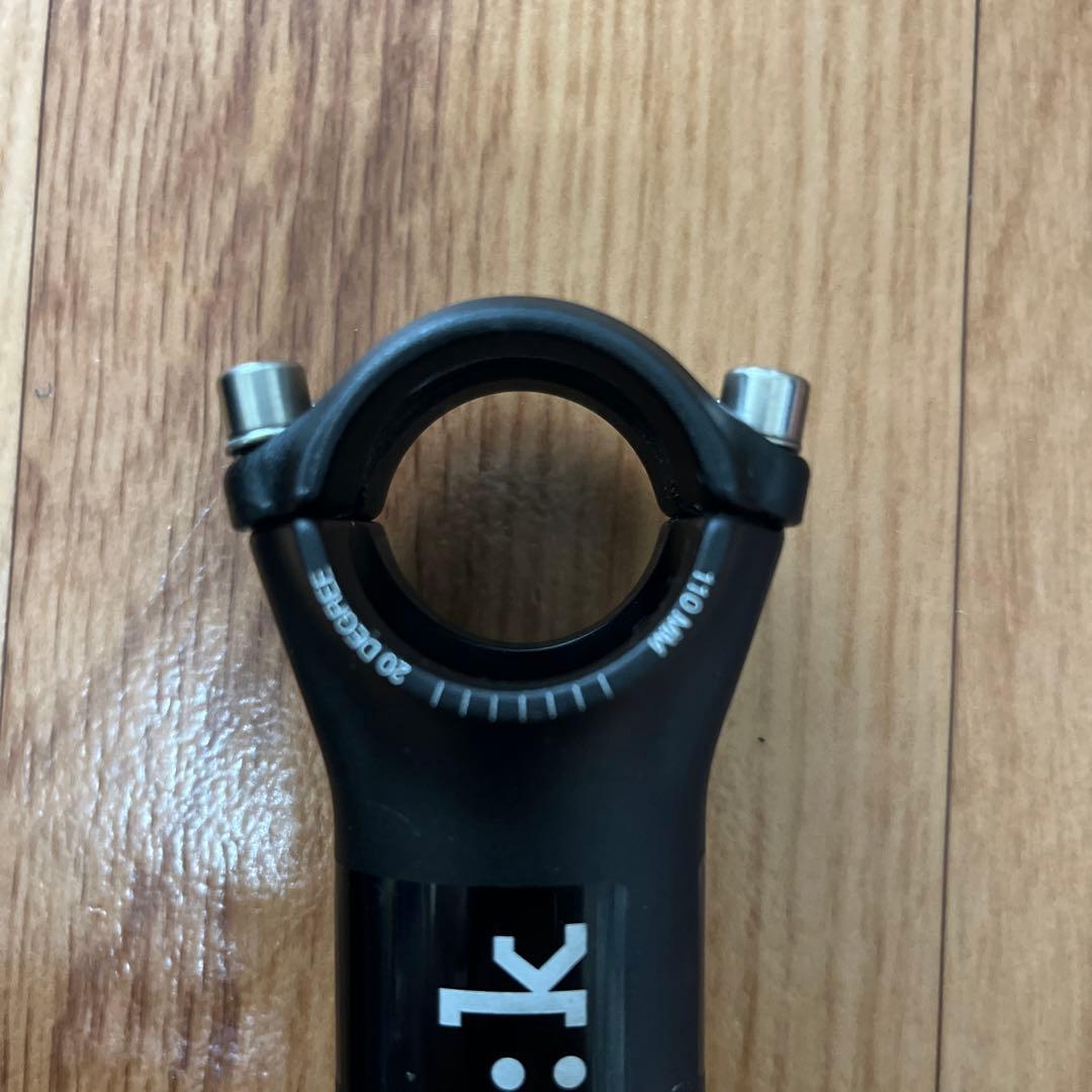 フィジーク　シラノR1ステム　110mm 20度