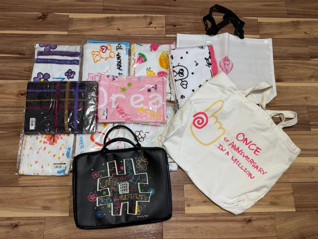 レア　TWICE グッズ　まとめ売り