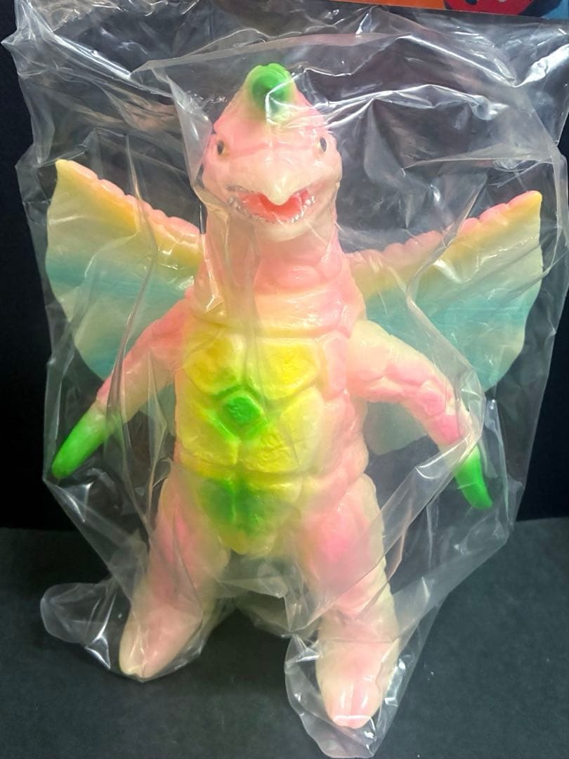レア■ ブルマァク 彗星怪獣 ドラコ 腹黄色 蓄光 スタンダードサイズ ソフビ