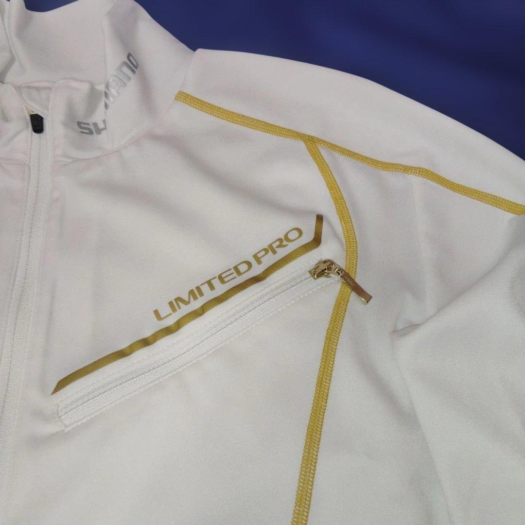 シマノ　LIMITED PRO　ハーフジップ　　長袖シャツ　Мサイズ 　未使用品