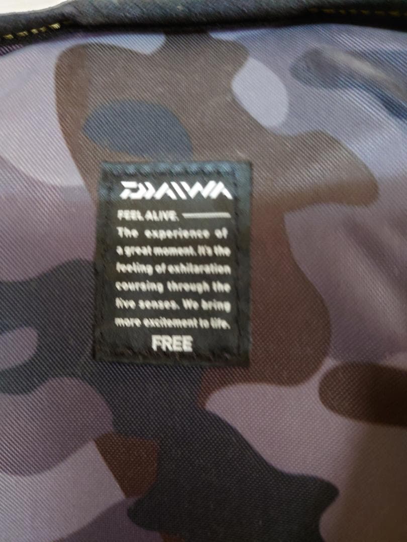 Daiwa カモフラージュライフジャケット フリーサイズ