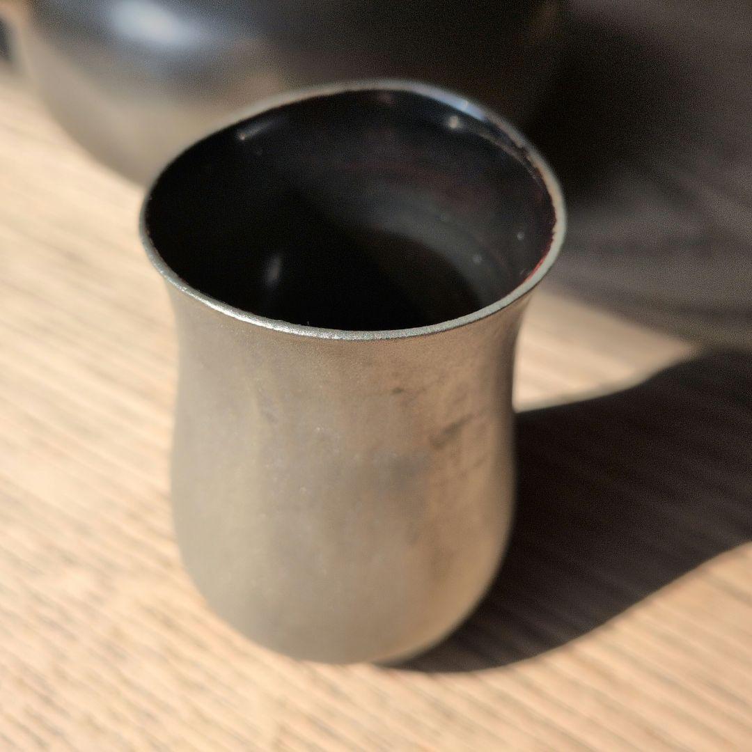 土井宏友作　酒器　錫漆片口(ふくら雀）と盃