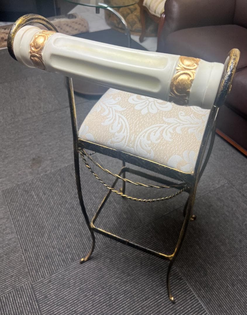 【美品】アンティーク風カウンターチェア