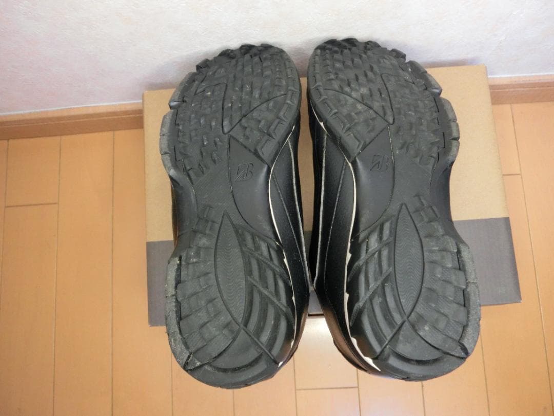 軽量4E★BRIDGESTONE ゼロ・スパイク バイター ワイド SHG380