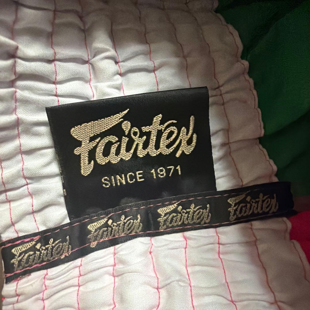 Fairtex キックショートパンツ ピンク/グリーン