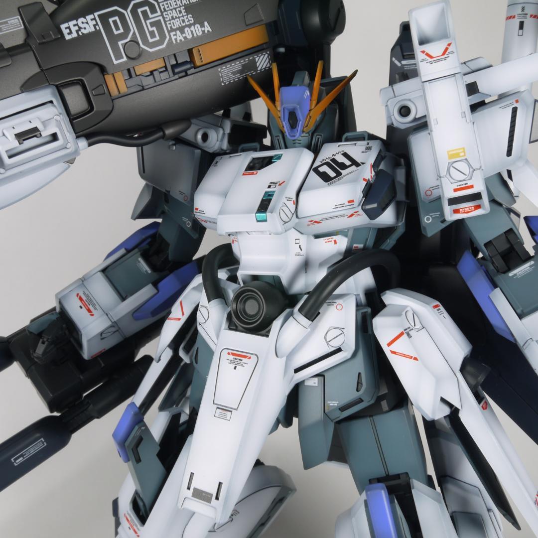 ガンプラ　MG FAZZ Ver.Ka　全塗装　完成品