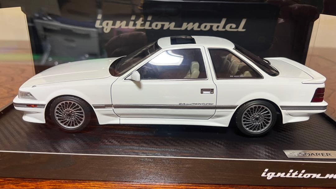 イグニッションモデル 1/18 トヨタソアラ2.0GTツインターボL 白　美品