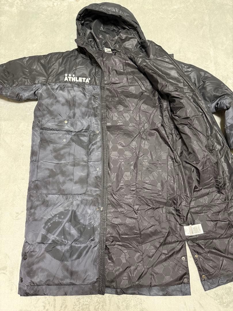 ATHLETA ブラック 中綿ロングベンチコート Lサイズ 美品！ 値下げ交渉可