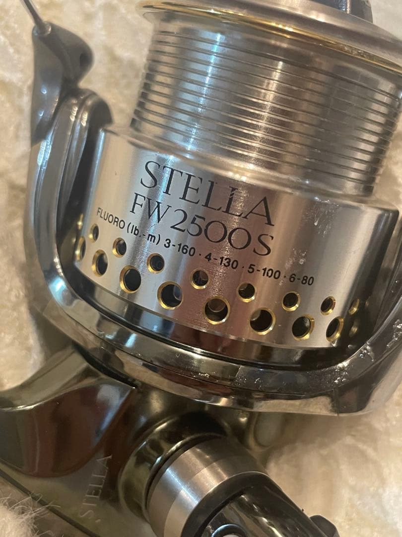 シマノ STELLA FW2500S スピニングリール