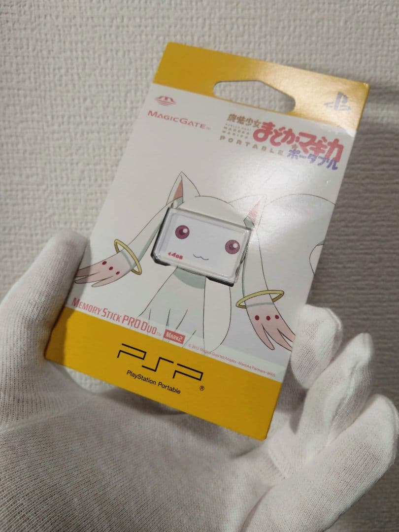 魔法少女まどかマギカ　PSP　メモリースティックPRO DUO　【未使用品】