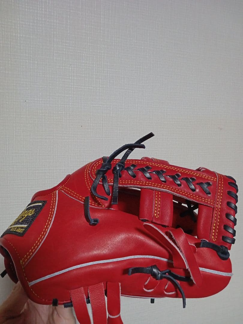 新品　ローリングス　赤　軟式　内野用グローブ　片付け済