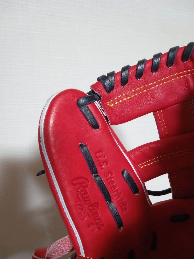 新品　ローリングス　赤　軟式　内野用グローブ　片付け済