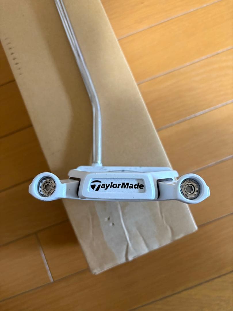 テーラーメイドスパイダーゴーストパター33インチ