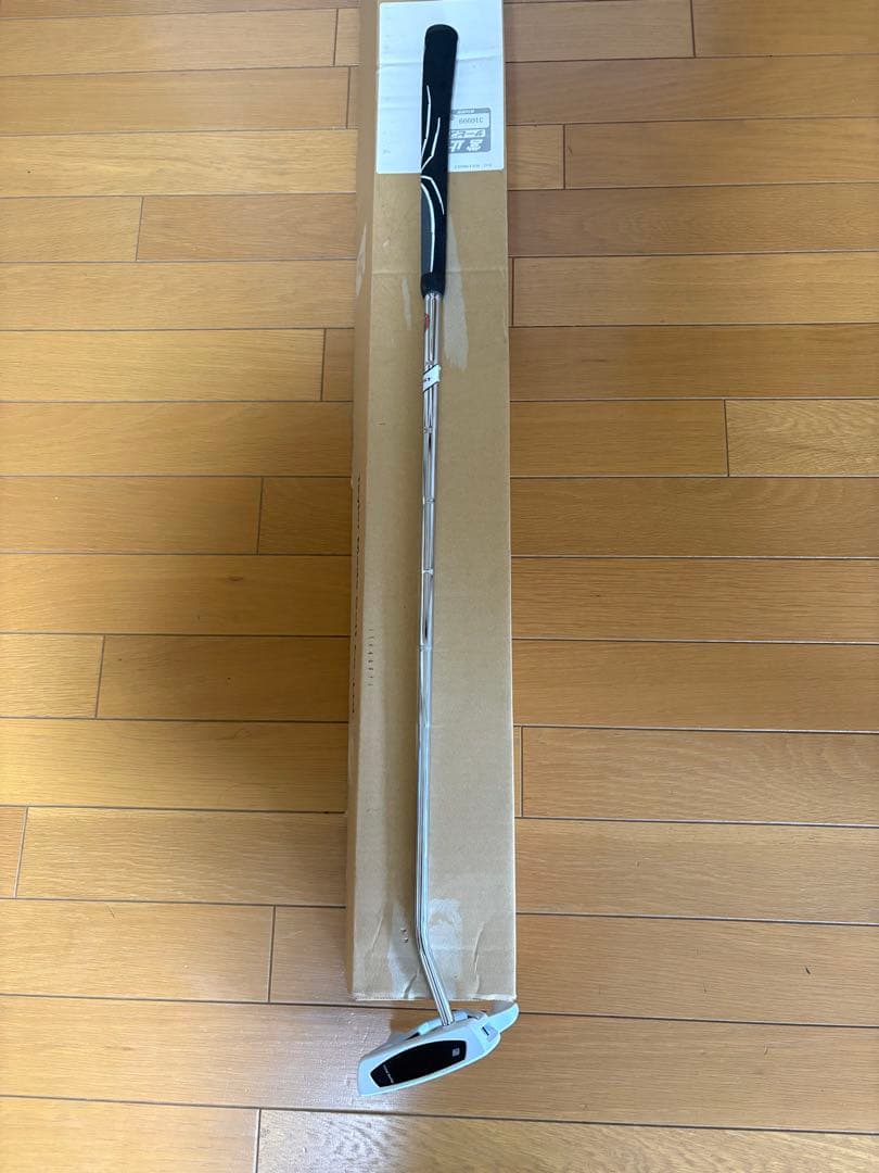 テーラーメイドスパイダーゴーストパター33インチ