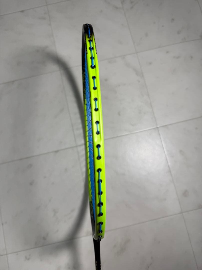 ひびなし美品YONEX VOLTRIC30 ボルトリック30 5UG5 イエロー