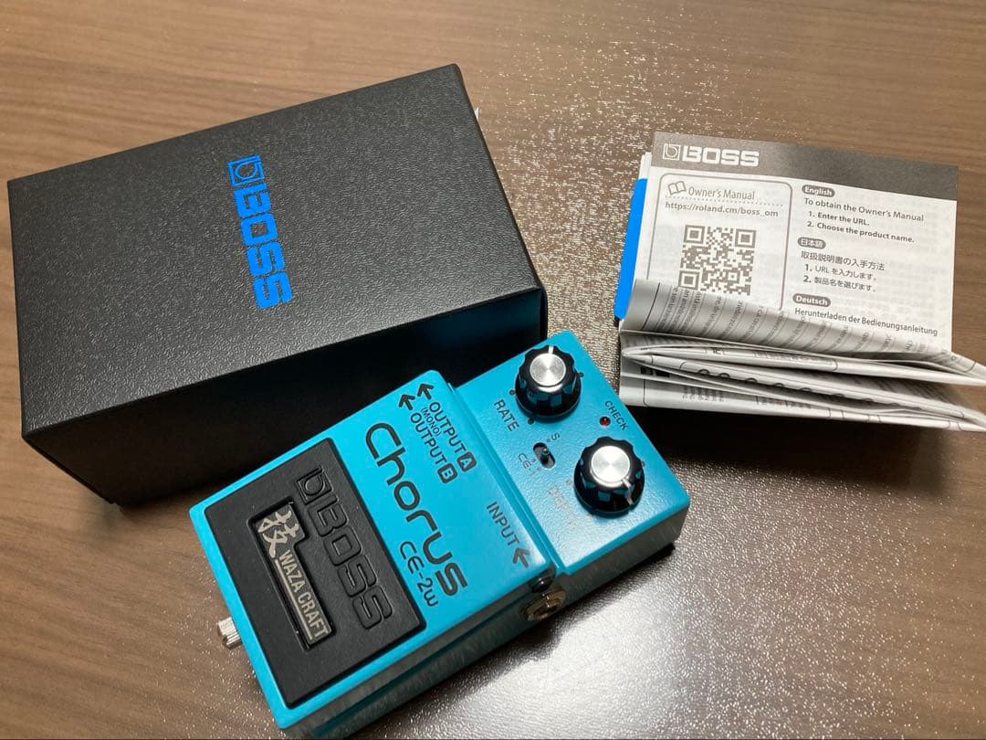 ギター BOSS CE-2W