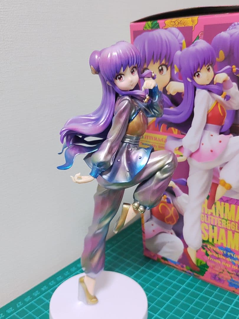 シャンプー　GLITTER＆GLAMOURS リペイント