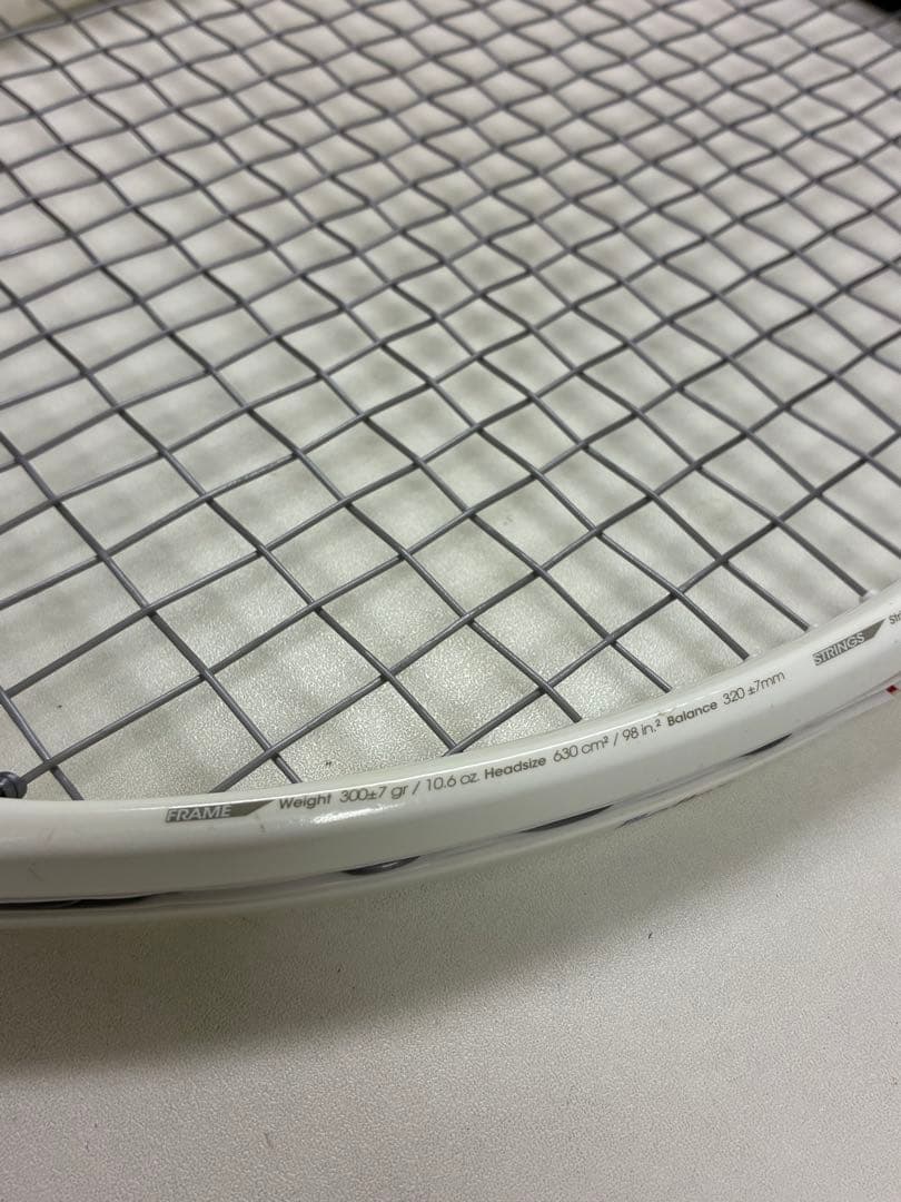 Tecnifibre T-FIGHT300 テニスラケット