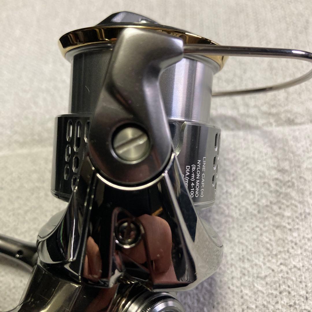 使用少ない美品　18 ステラC2000SHG C2500SHGスプールオマケ有り